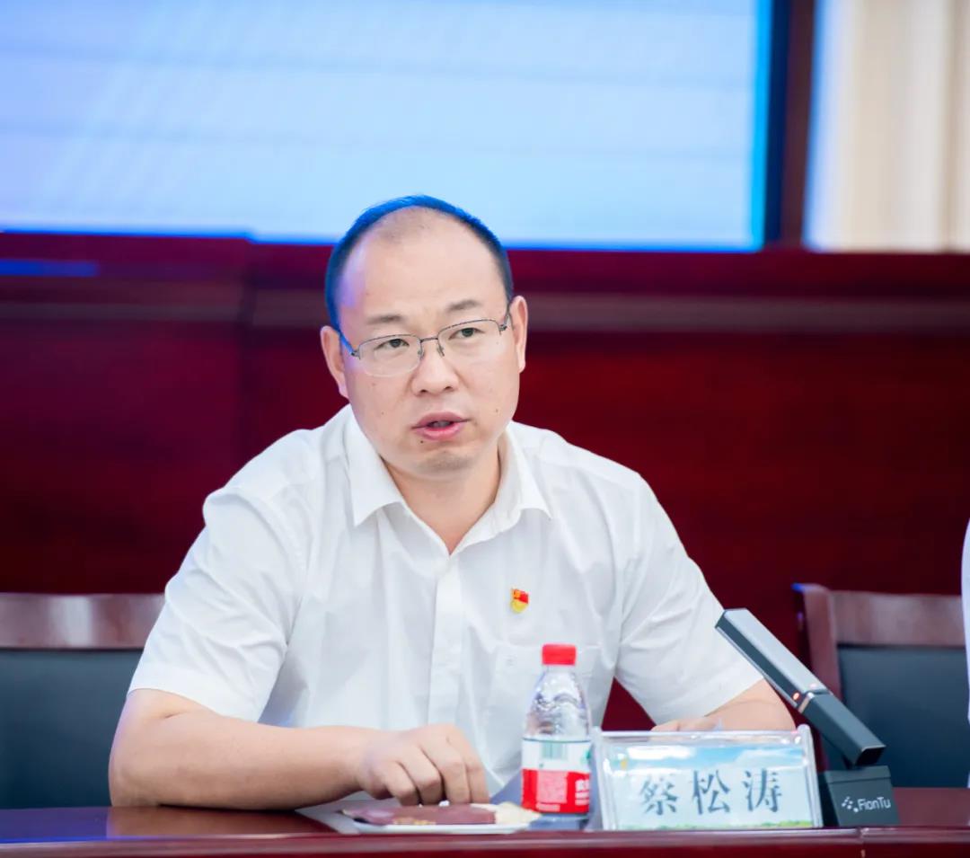 花花牛| 蘭考縣人民政府與蒙牛、花花牛達(dá)成戰(zhàn)略合作 助力河南奶業(yè)高質(zhì)量發(fā)展