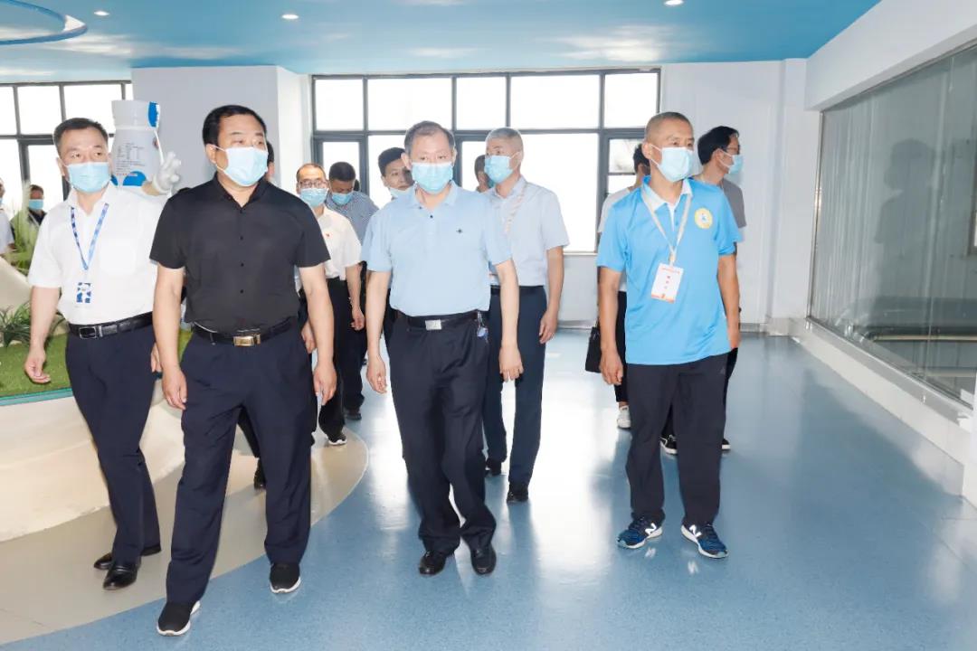 鄭州市安全生產(chǎn)雙重預(yù)防體系建設(shè)現(xiàn)場觀摩會在花花牛乳業(yè)集團(tuán)鄭州分公司召開 鄭州市安全生產(chǎn)雙重預(yù)防體系建設(shè)現(xiàn)場觀摩會在花花牛乳業(yè)集團(tuán)鄭州分公司召開