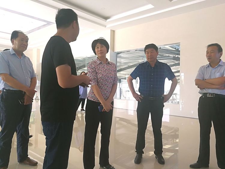 駐馬店市委常委、統(tǒng)戰(zhàn)部長姚新文 蒞臨花花牛乳業(yè)集團總部調(diào)研