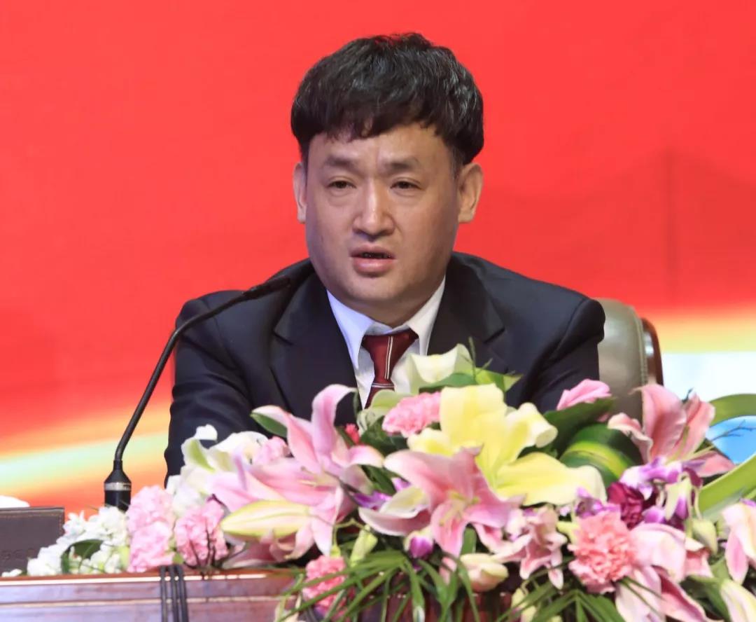 新起點(diǎn)·新征程·不忘初心·砥礪前行| 2018花花牛乳業(yè)集團(tuán)客戶(hù)大會(huì)勝利召開(kāi) 新起點(diǎn)·新征程·不忘初心·砥礪前行| 2018花花牛乳業(yè)集團(tuán)客戶(hù)大會(huì)勝利召開(kāi)