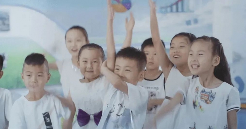 花花牛丨每天一杯奶，幸福健康喝出來?。。? />
			</div>
		<div   id=