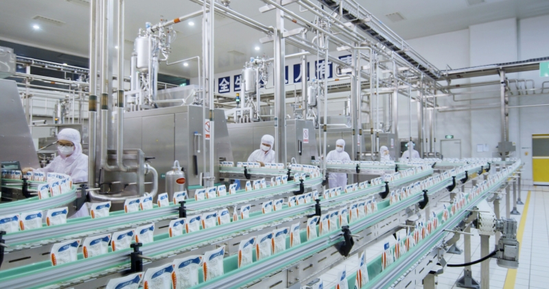 花花牛｜同舟共濟抗疫保供，全力守護鄭州市民“奶瓶子”